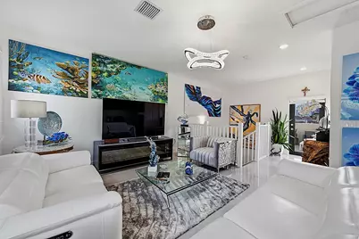 8321 Central Park Boulevard, Doral, FL 33166 - Photo 47