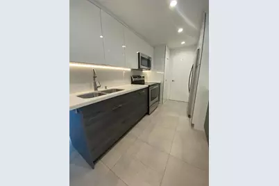 5401 Collins Avenue #620, Miami Beach, FL 33140 - Photo 9