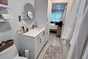 2115 NE 37th Dr, Fort Lauderdale, FL 33308 - Photo 17