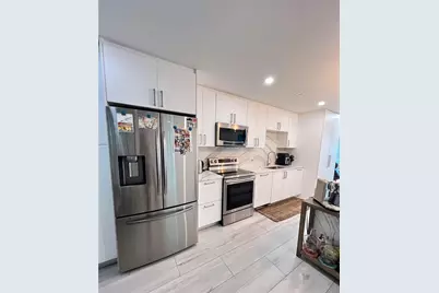 2115 NE 37th Drive #121, Fort Lauderdale, FL 33308 - Photo 3