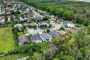 5291 Fox Trce, West Palm Beach, FL 33417 - Photo 47