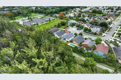 5291 Fox Trace, West Palm Beach, FL 33417 - Photo 49