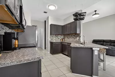 5291 Fox Trace, West Palm Beach, FL 33417 - Photo 9
