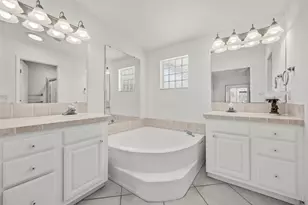 7654 Red Crossbill Ct, Port Saint Lucie, FL 34952 - Photo 13