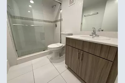 19455 NE 10 Avenue #05-320, North Miami Beach, FL 33179 - Photo 3