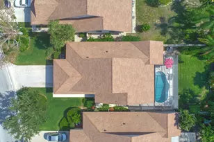 211 E River Park Dr, Jupiter, FL 33477 - Photo 9
