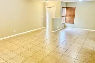 541 Alejandro Ln, West Palm Beach, FL 33413 - Photo 9
