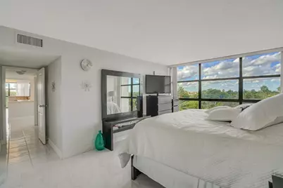600 Parkview Drive #531, Hallandale Beach, FL 33009 - Photo 21