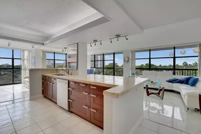 600 Parkview Drive #531, Hallandale Beach, FL 33009 - Photo 3