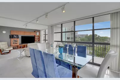 600 Parkview Drive #531, Hallandale Beach, FL 33009 - Photo 11