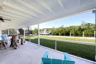 8585 SE Palm St, Hobe Sound, FL 33455 - Photo 27