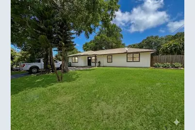 2008 S 30th Street, Fort Pierce, FL 34947 - Photo 1