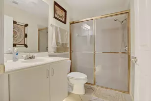 8106 N Savannah Cir, Davie, FL 33328 - Photo 39