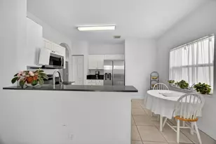 14215 SW 156th Ave N, Miami, FL 33196 - Photo 15