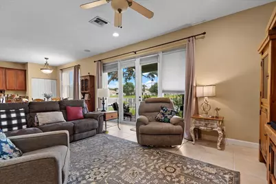 135 Hamilton Terrace, West Palm Beach, FL 33414 - Photo 9