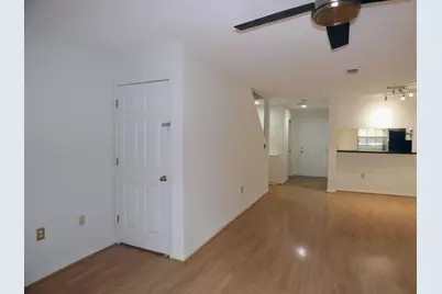 227 City View Drive, Fort Lauderdale, FL 33311 - Photo 11