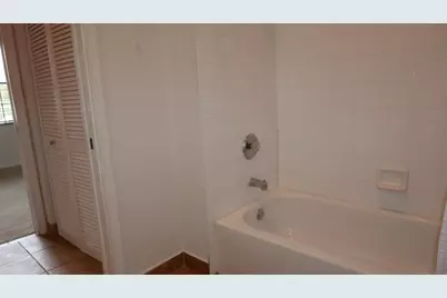 227 City View Drive, Fort Lauderdale, FL 33311 - Photo 23