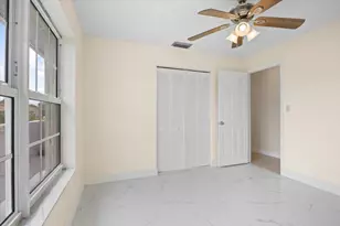 5540 S Lakewood Cir Circle S, Margate, FL 33063 - Photo 17