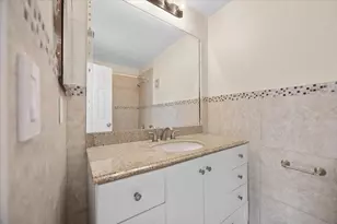 5540 S Lakewood Cir Circle S, Margate, FL 33063 - Photo 19