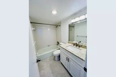 2016 S Federal Highway #404, Boynton Beach, FL 33435 - Photo 11