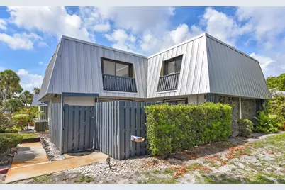 3802 SE Jefferson Street, Stuart, FL 34997 - Photo 1