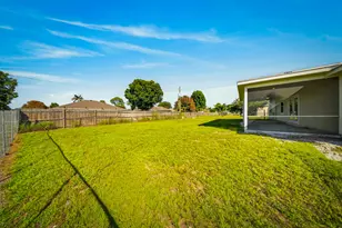 1917 SW Flower Ln, Port Saint Lucie, FL 34953 - Photo 25