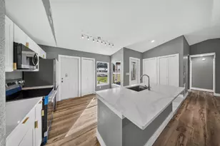 1917 SW Flower Ln, Port Saint Lucie, FL 34953 - Photo 9