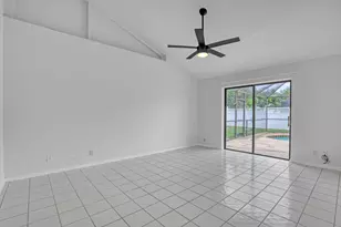 1279 Periwinkle Pl, Wellington, FL 33414 - Photo 9