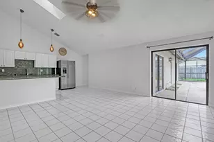 1279 Periwinkle Pl, Wellington, FL 33414 - Photo 11