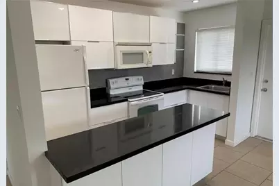 2830 NE 30th Place #6, Fort Lauderdale, FL 33306 - Photo 1