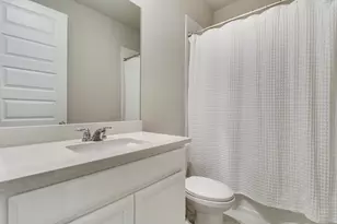 6545 NW Cloverdale Ave, Port Saint Lucie, FL 34987 - Photo 13