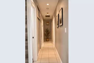101 SW 64th Avenue, Pembroke Pines, FL 33023 - Photo 11