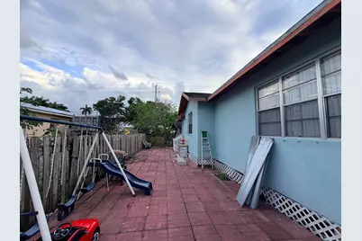 208 NW Avenue H Place, Belle Glade, FL 33430 - Photo 37