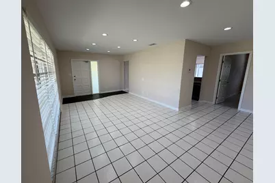 499 W Conference Drive, Boca Raton, FL 33486 - Photo 13
