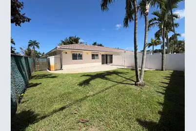 499 W Conference Drive, Boca Raton, FL 33486 - Photo 29