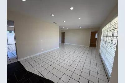 499 W Conference Drive, Boca Raton, FL 33486 - Photo 5