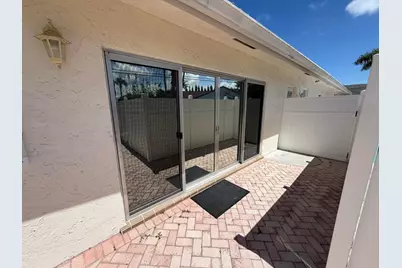 499 W Conference Drive, Boca Raton, FL 33486 - Photo 25