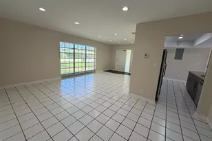 499 W Conference Dr, Boca Raton, FL 33486 - Photo 7