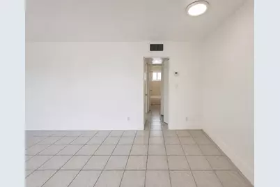1857 Jefferson Street #304, Hollywood, FL 33020 - Photo 7