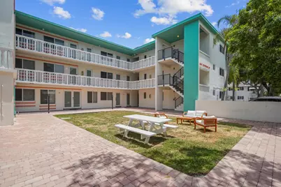 1857 Jefferson Street #304, Hollywood, FL 33020 - Photo 11