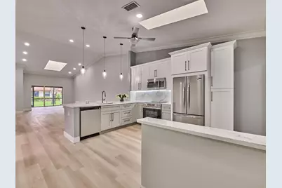 6067 Kings Gate Circle, Delray Beach, FL 33484 - Photo 5