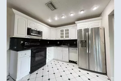 2448 SW 42nd Terrace, Fort Lauderdale, FL 33317 - Photo 9