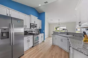 449 SW Exmore Ave, Port Saint Lucie, FL 34983 - Photo 9