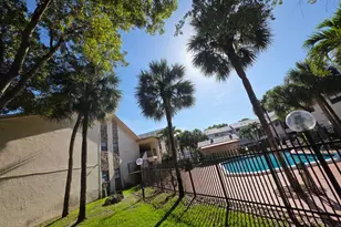 2977 Riverside Dr, Coral Springs, FL 33065 - Photo 23