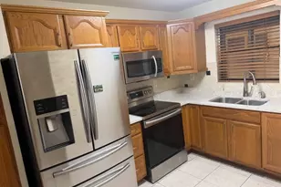 2977 Riverside Dr, Coral Springs, FL 33065 - Photo 9