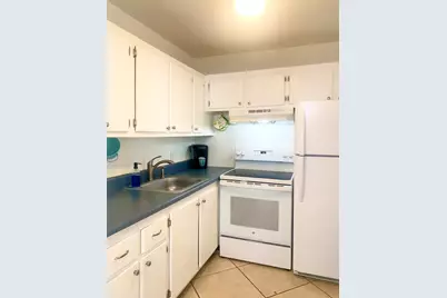 123 Canterbury E, West Palm Beach, FL 33417 - Photo 3