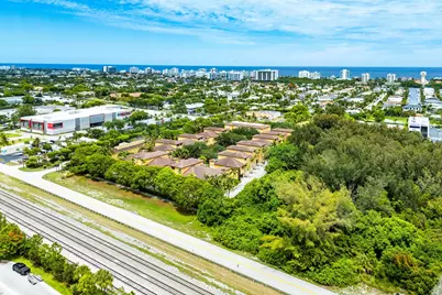 210 NE 69th Circle, Boca Raton, FL 33487 - Photo 53