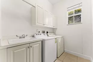 210 NE 69th Cir, Boca Raton, FL 33487 - Photo 27