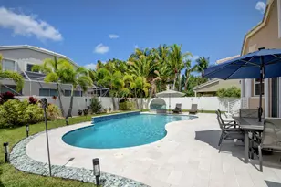 2418 Westmont Dr, Royal Palm Beach, FL 33411 - Photo 31