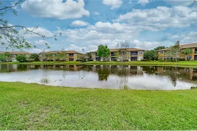 8012 NW 128th Lane, Parkland, FL 33076 - Photo 3